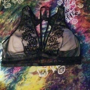 Smart & Sexy Bra. Size Large